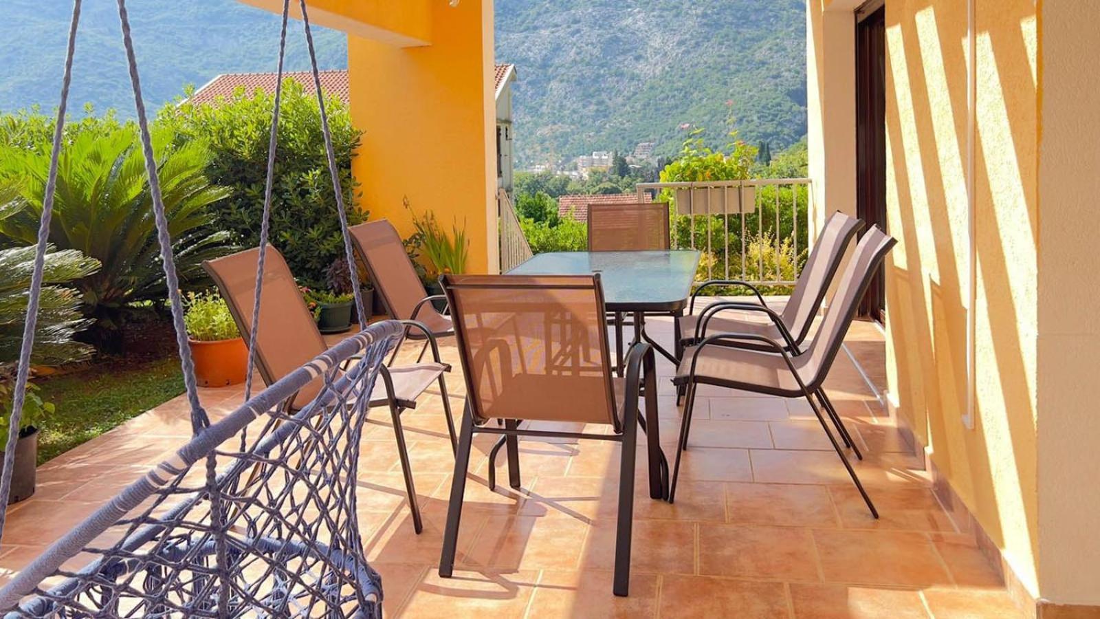 Villa Risan Apartments מראה חיצוני תמונה