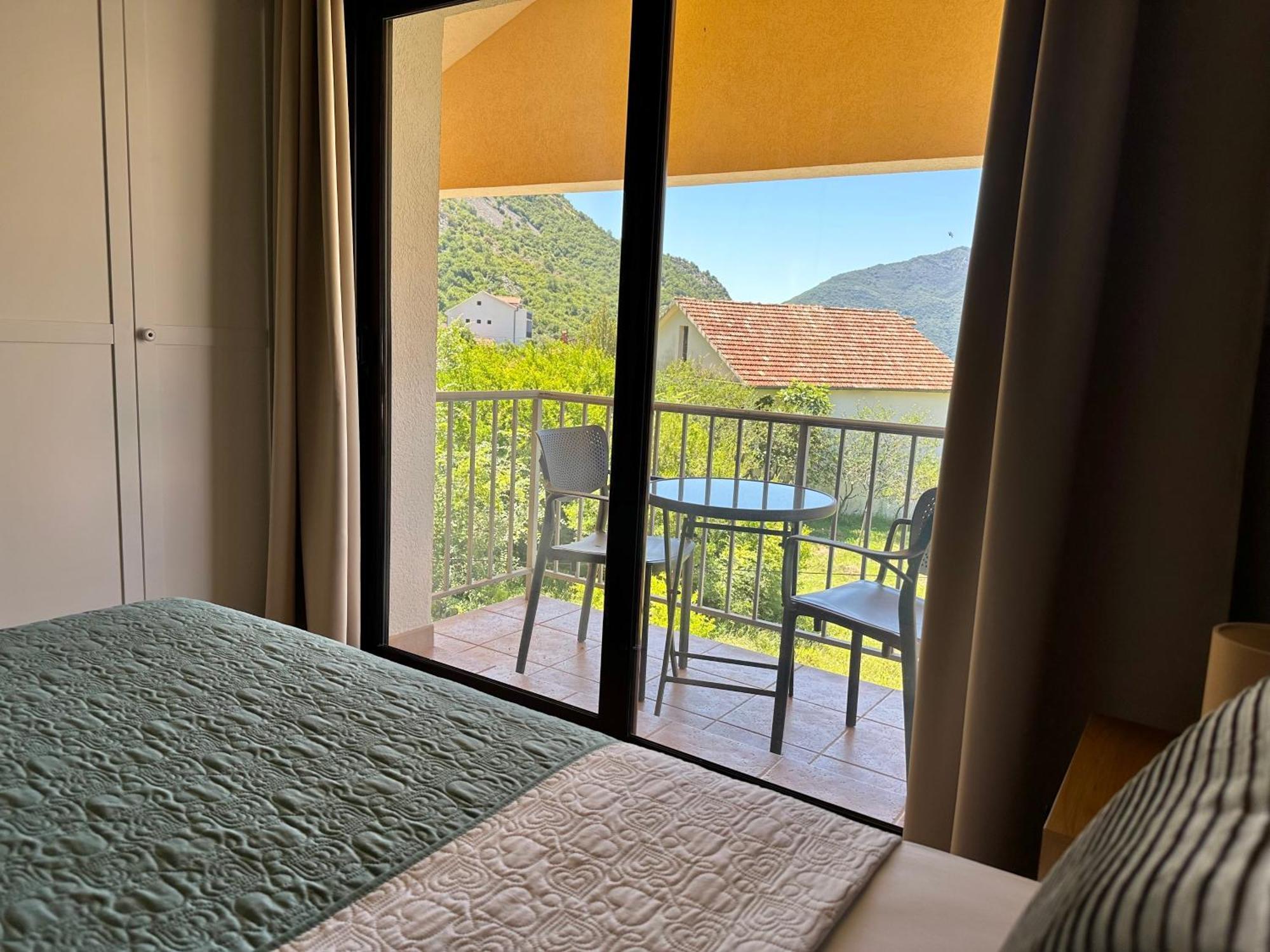 Villa Risan Apartments מראה חיצוני תמונה